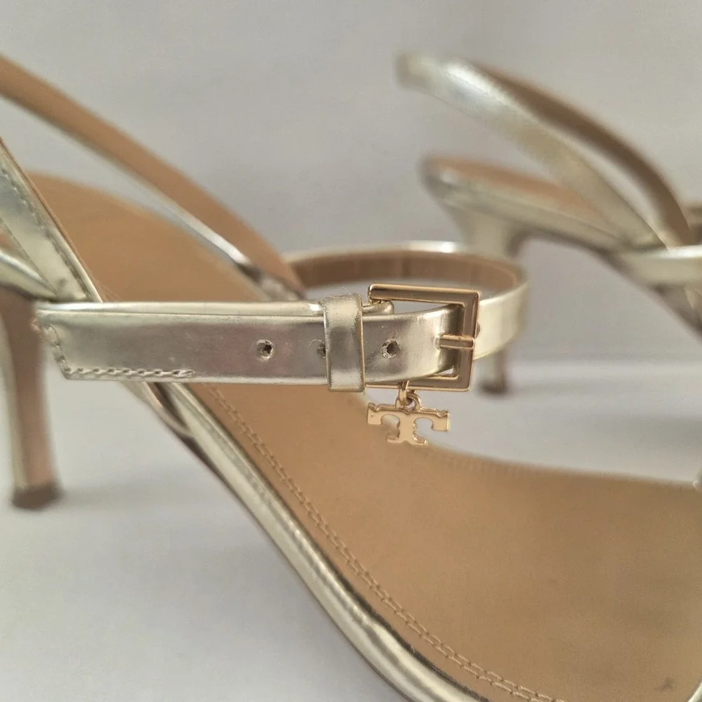 Tory Burch Womens Gold Metallic Ankle Strap Sandals Heels Size 8 Logo Charm
